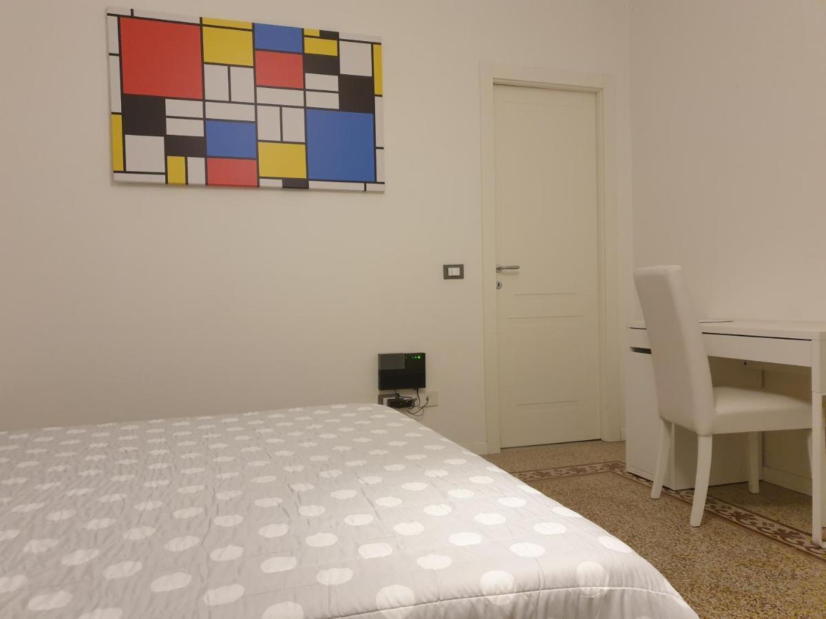 Italia121 Apartment Специя Екстериор снимка